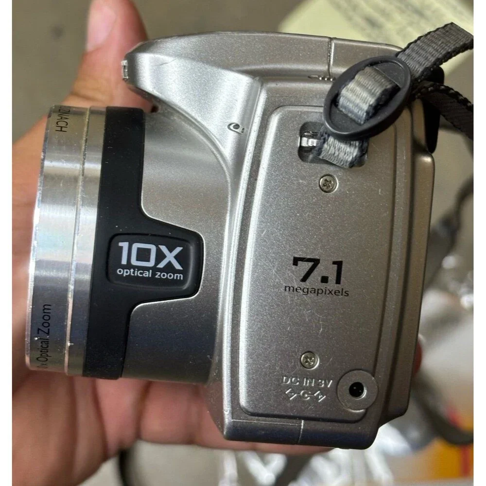 Kodak EasyShare Z710 7.1MP Digital Camera Silver Tested Works